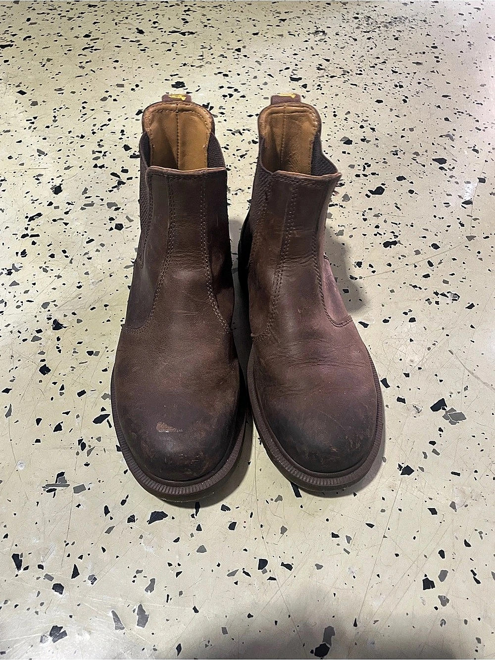 Dr. Martens 2976 Crazy Horse Leather Chelsea Boots Chelsea Boots Brown 7M/8L
